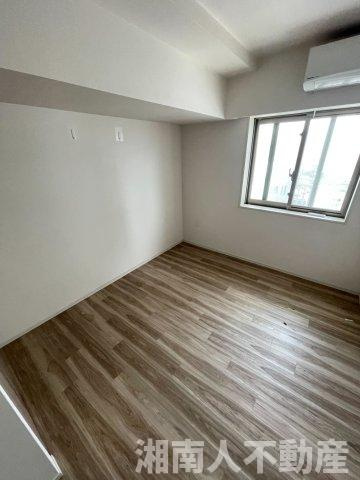 グレーシア湘南辻堂の洋室|明るい洋室です