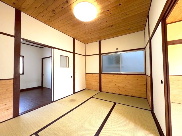 上原町貸家の和室