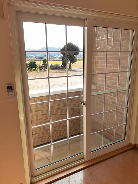 シャルムクレインＡのバルコニー|南東向きのバルコニーです＊