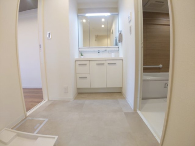 【独立洗面台】