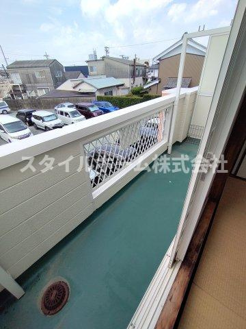 コーポラス二見のバルコニー