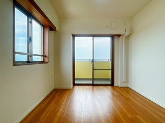 【洋室】 | ルピナスかしわ台 | 洋室 約6.4帖