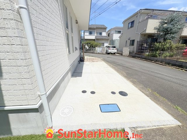 【サンスターホーム】武蔵村山市伊奈平6丁目　未入居物件の駐車場