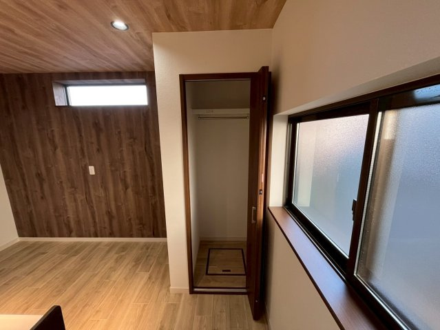 【居間・リビング】の画像