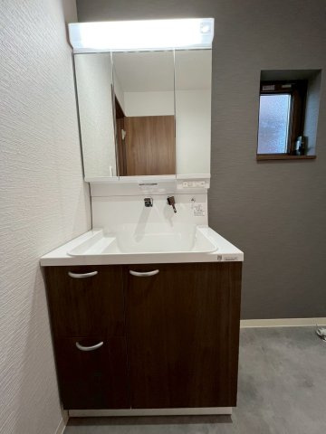 【独立洗面台】の画像