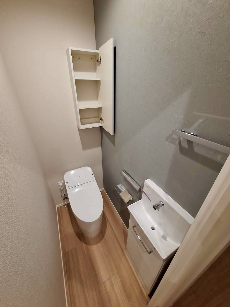 グランウェストのトイレ|同仕様写真※カラーなど仕様が変更になる可能性があります。