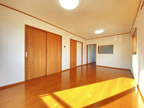 【居間・リビング】