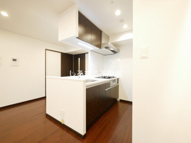 B-PROUD天満橋のキッチン