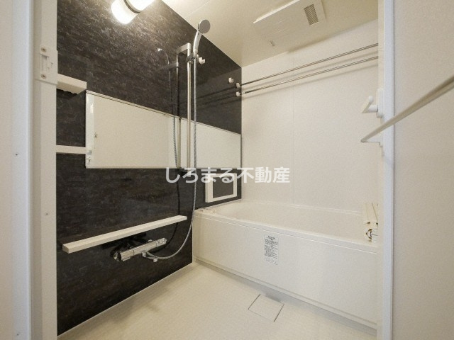 B-PROUD天満橋の浴室