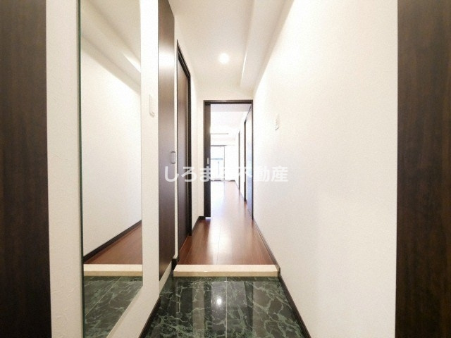 B-PROUD天満橋の玄関