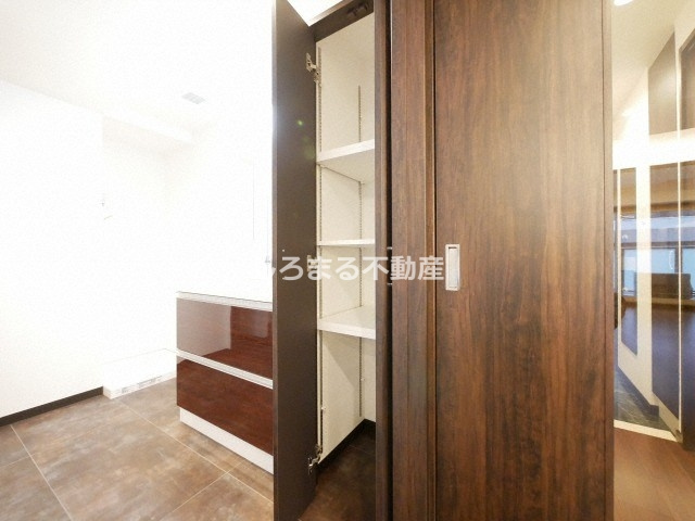 B-PROUD天満橋の収納