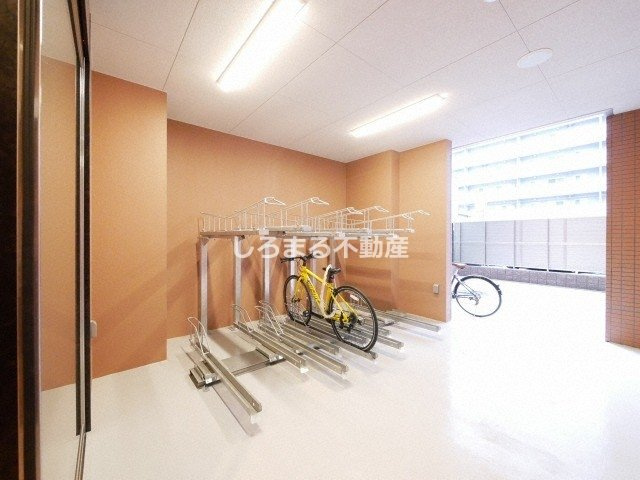 B-PROUD天満橋の駐車場