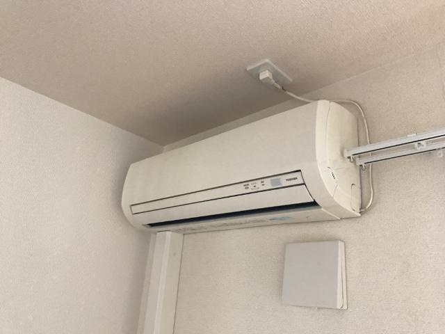 クラージュの設備|洋室エアコン