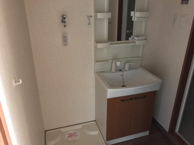 クラージュの洗面所|洗面所