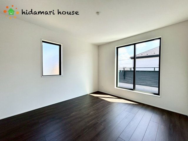 桶川市上日出谷南3期　新築戸建　グラファーレ01の寝室|主寝室：7.2帖