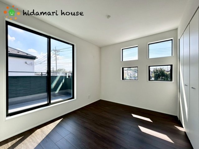 桶川市上日出谷南3期　新築戸建　グラファーレ01の子供部屋|２階洋室：5.2帖