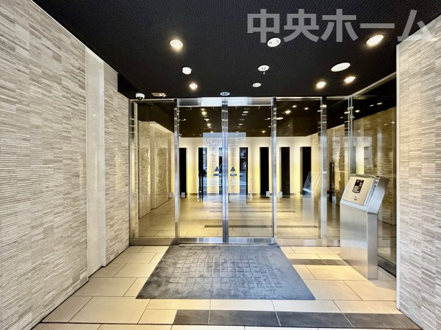 ライオンズ鶯谷マークスフォートのエントランス|エントランス