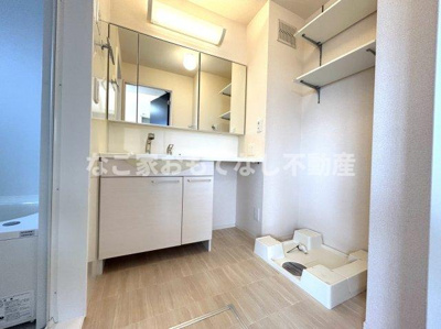 【洗面所】 | ルミエール | ※写真は別号室