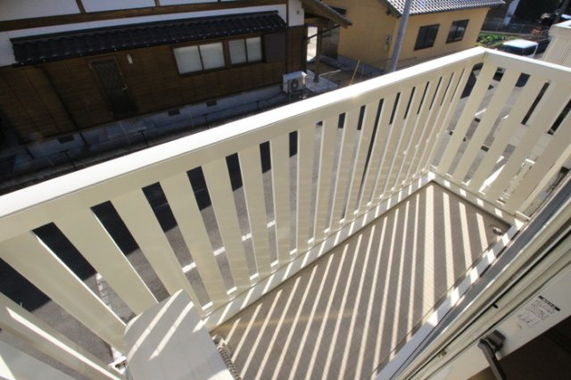 ガーデンヒルズ荒木のバルコニー|陽当たり良好なバルコニーです♪