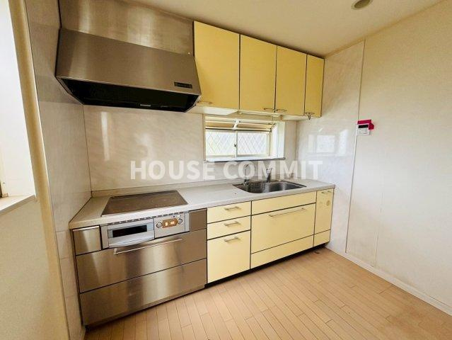 八街市富山　中古戸建のキッチン