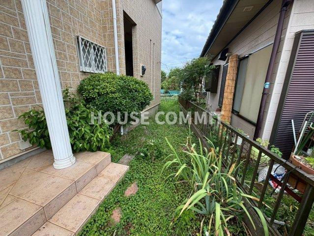 八街市富山　中古戸建の庭