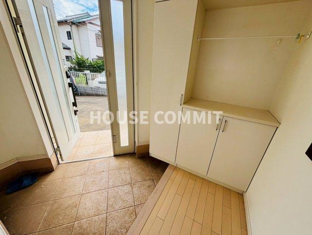 八街市富山　中古戸建の玄関