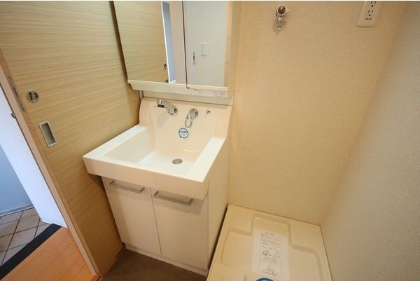 レジディア白壁の洗面所