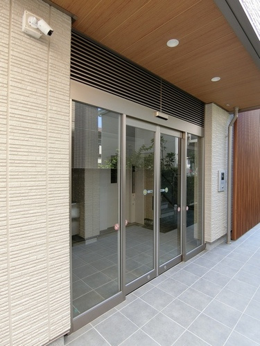 シティホームズⅧのエントランス