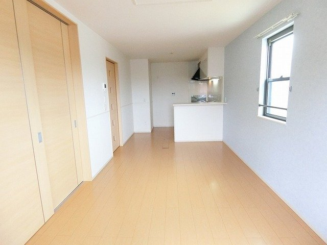 アン・リジェール・サウスのその他