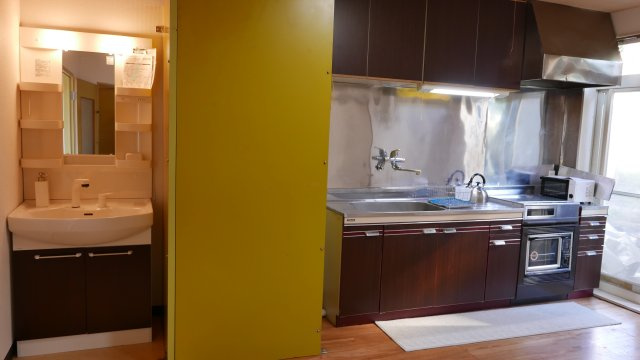 石川県七尾市 1棟売りアパートの独立洗面台