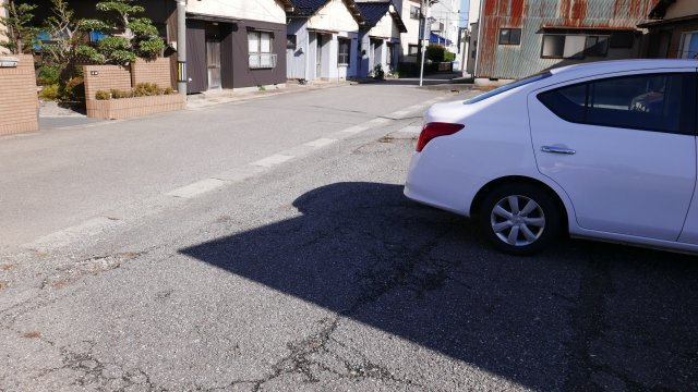 石川県七尾市 1棟売りアパートの駐車場