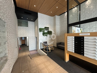 【ロビー】 | リアライズ谷町ビル | リアライズ谷町ビル　ロビー