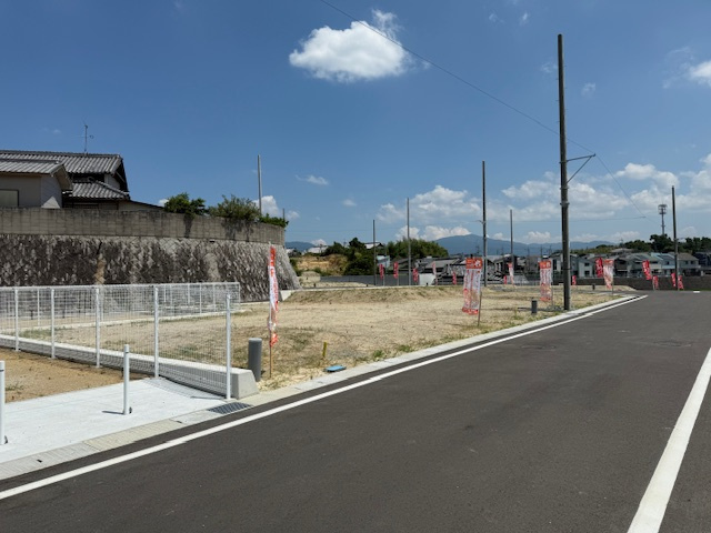  | 富田林市廿山2丁目5号地（小金台小学校）