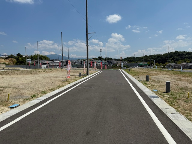  | 富田林市廿山2丁目5号地（小金台小学校）