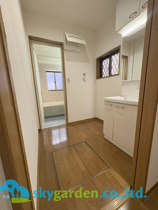 藤沢市柄沢　中古戸建の脱衣所