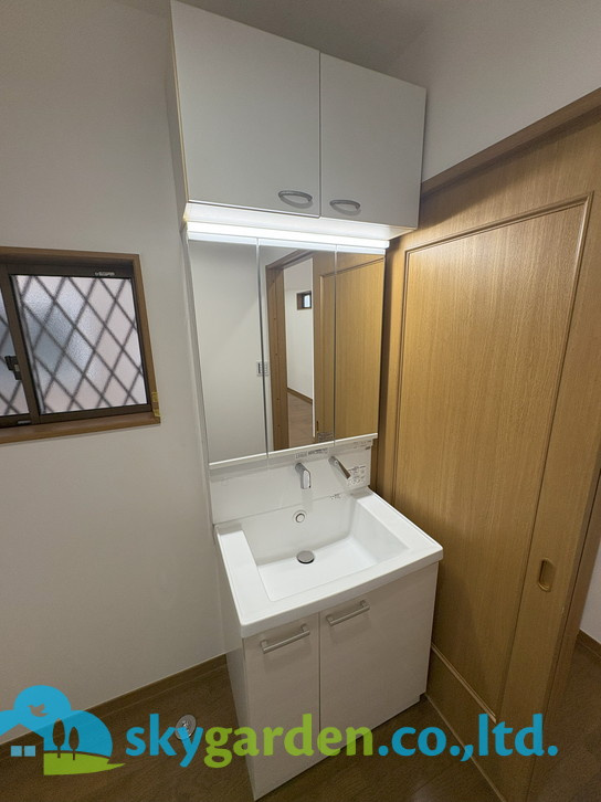 藤沢市柄沢　中古戸建の独立洗面台