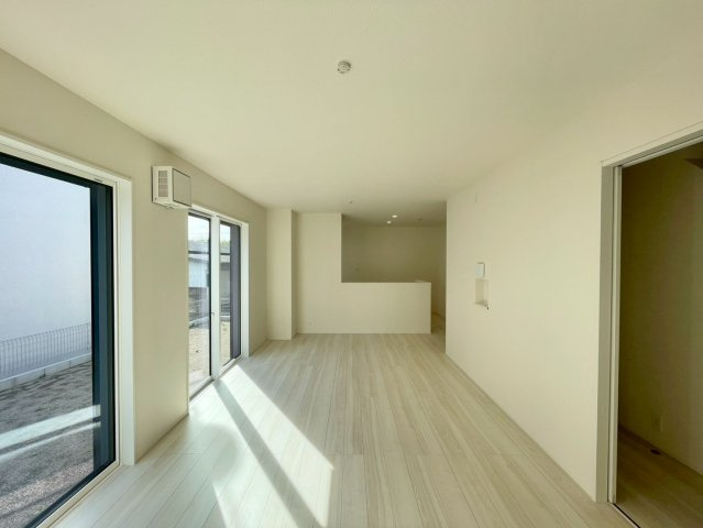 【居間・リビング】 | 高崎市新保田中町　2号棟