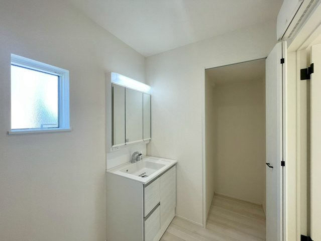 【独立洗面台】 | 高崎市新保田中町　2号棟