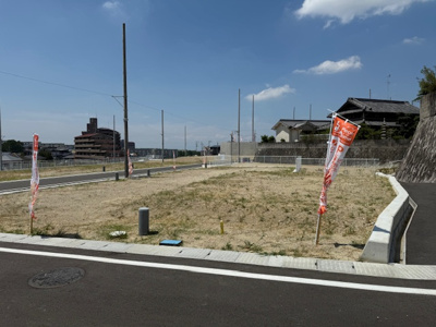  | 富田林市廿山2丁目6号地（小金台小学校）