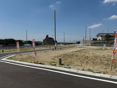  | 富田林市廿山2丁目6号地（小金台小学校）