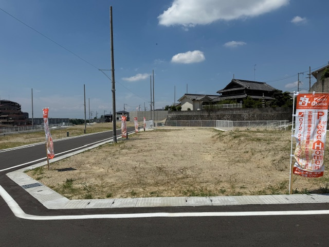  | 富田林市廿山2丁目6号地（小金台小学校）
