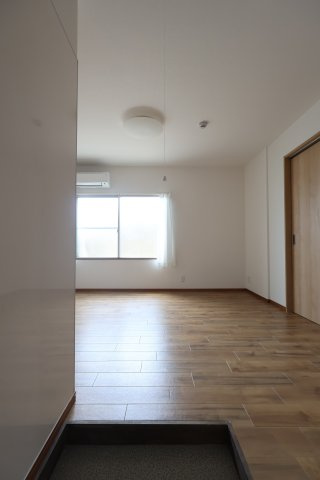 【玄関】 | マンションシャトロー