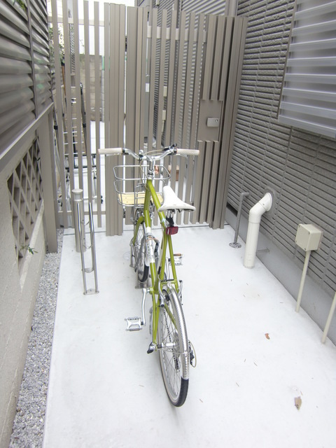 グランヴァレ新代田のその他共用部分|駐輪場の空きはご確認下さい