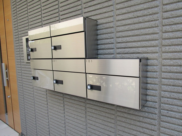 グランヴァレ新代田のその他共用部分|集合ポスト