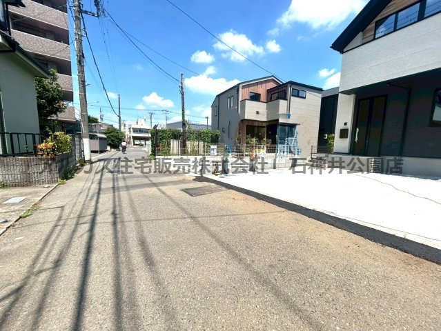 西東京市田無町７丁目　新築一戸建　西武新宿線　田無の前面道路含む現地写真