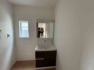 広島市安芸区船越南４丁目の独立洗面台