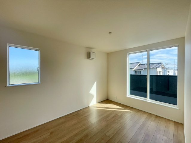 【洋室】 | 高崎市新保田中町　3号棟