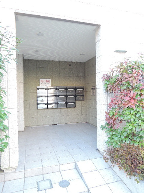 メゾン　ブランカのロビー