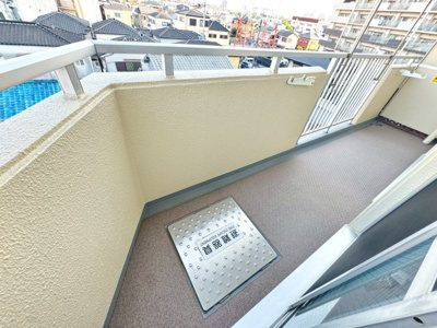 【バルコニー】 | ベル・アーバニティ北花田 | 落ち着いた時間を過ごせるバルコニーです