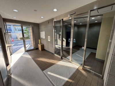 【エントランス】 | ベル・アーバニティ北花田 | エントランスです